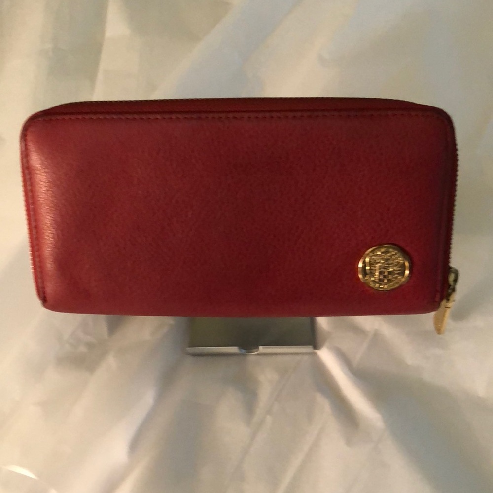 Vince Camuto leather wallet 8x4 red